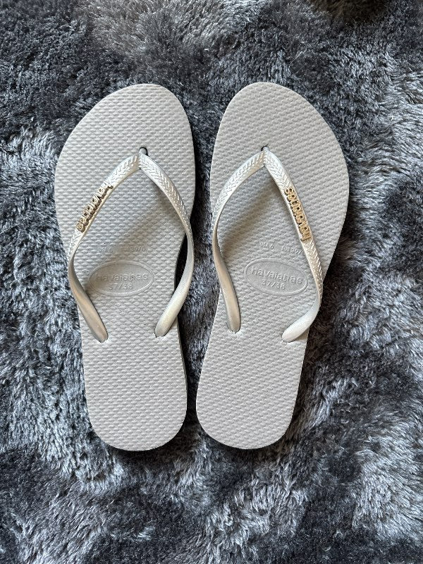 Gråa flipflops Havaianas