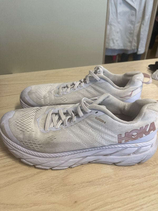 Hoka clifton 6 vita