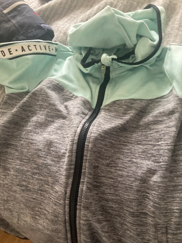 Träningskofta m luva