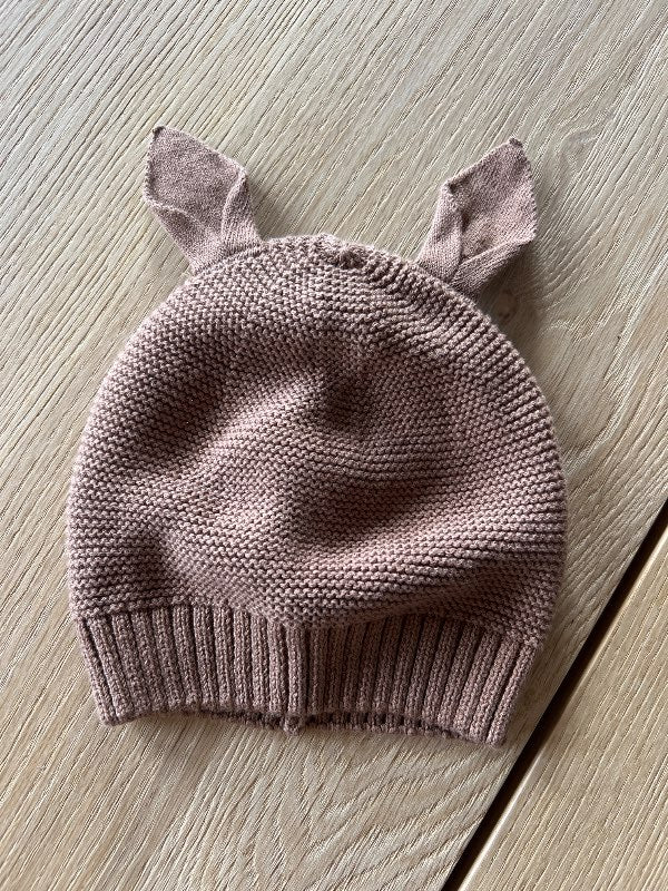 Mössa med öron brun