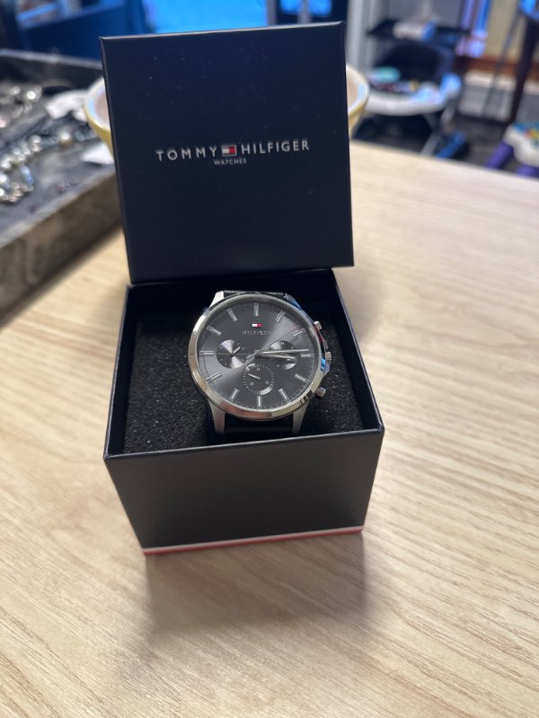 Tommy hilfiger klocka