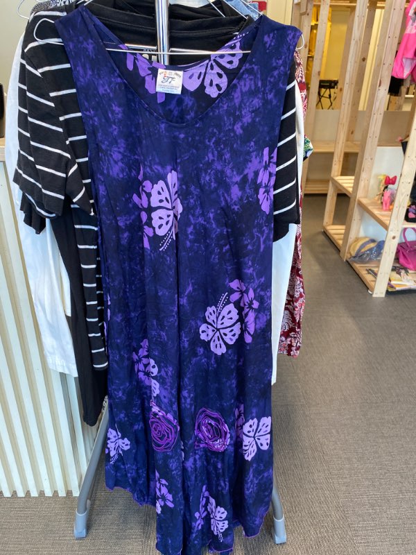 Lila klänning