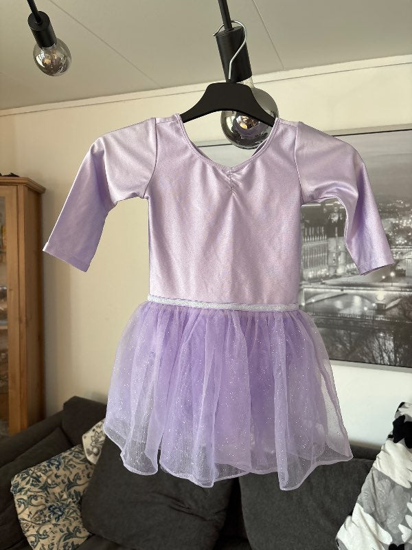 Dansdräkt med tyll lila HM