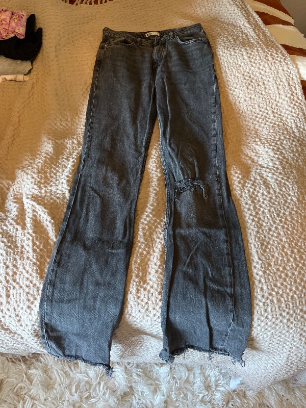 Gina tricot svarta jeans
