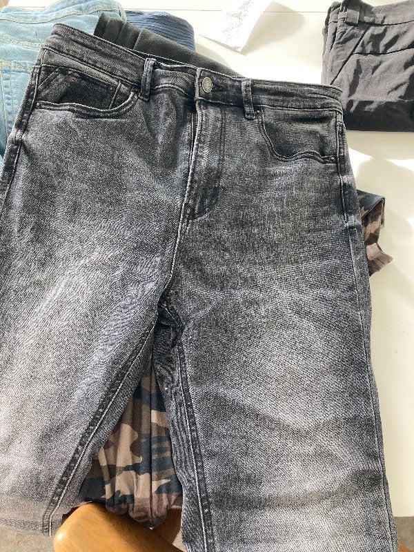 Jeans grå stradivarius