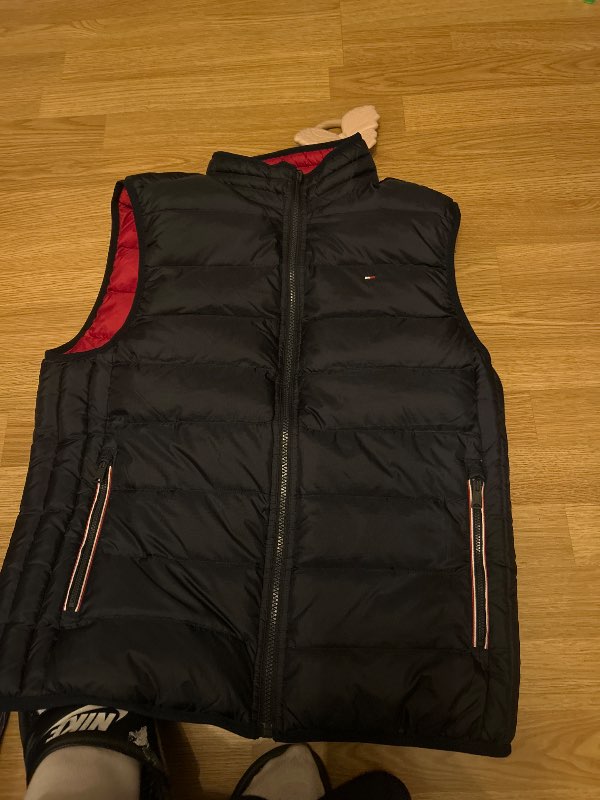 Tommy vest