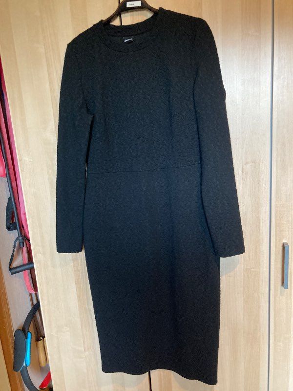 Svart klänning Gina trickot