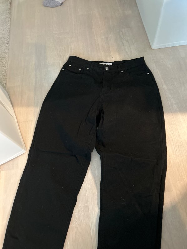 Svarta jeans - Ellos