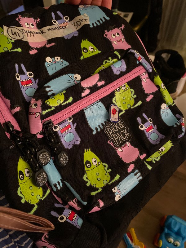 Ryggsäck monster