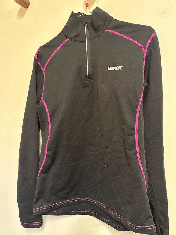 Nanok tröja