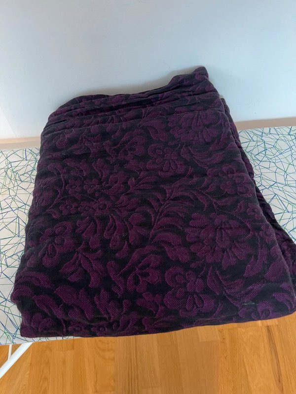 Bärsjal Yaro Rococo