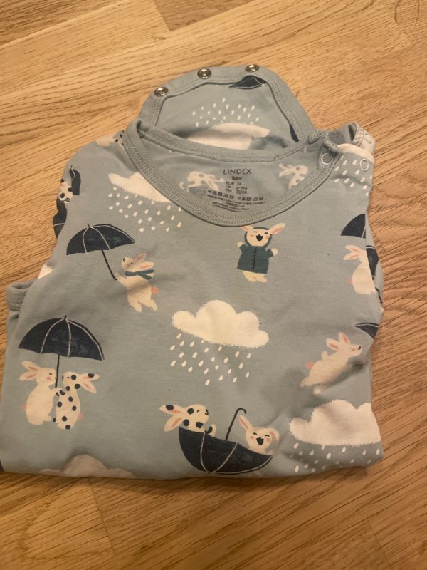 Lindex body med kaniner 74