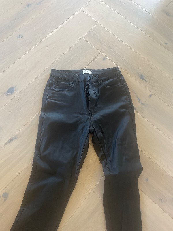 Skinn byxa Only m gylf