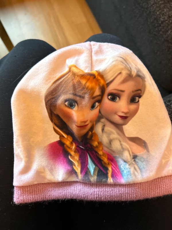 Frozen mössa