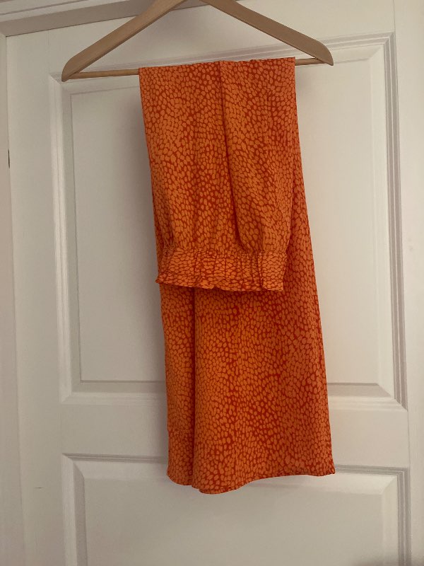 Orange kjol