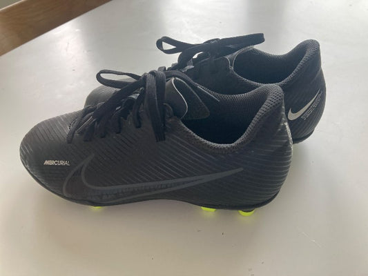 Fotbollsskor Nike