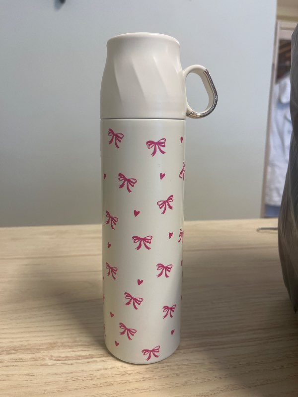 Termos med rosetter. Oanvänd