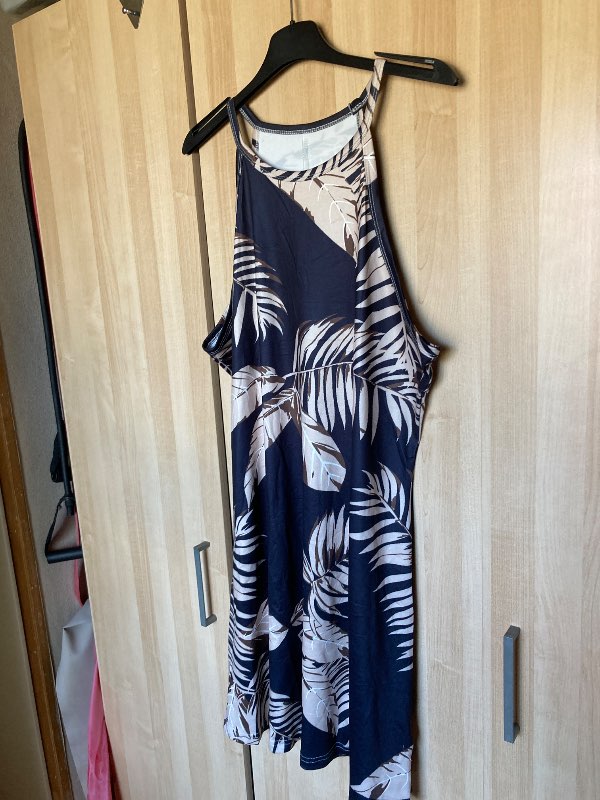 Klänning utan armar