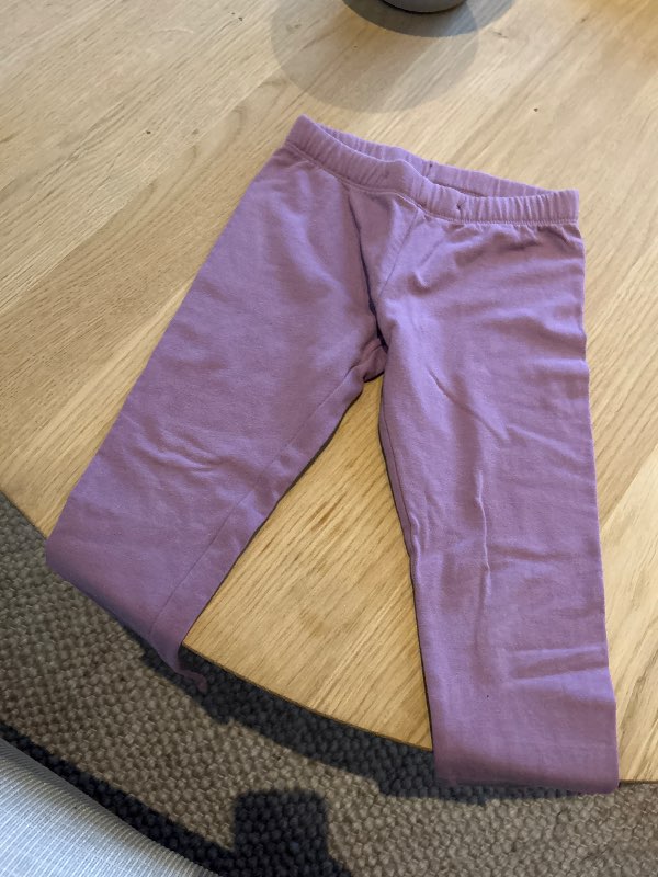Lila byxor från Lindex