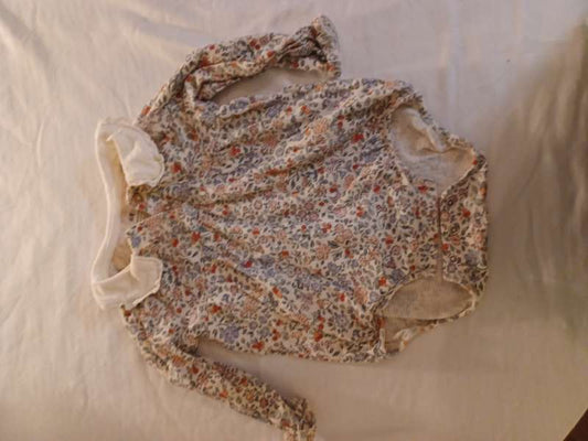 Blus. vit krage, blommig